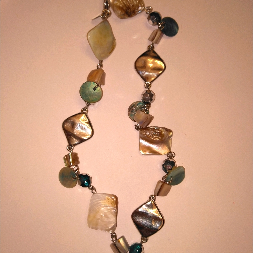 Lil Sophia shiny shell choker